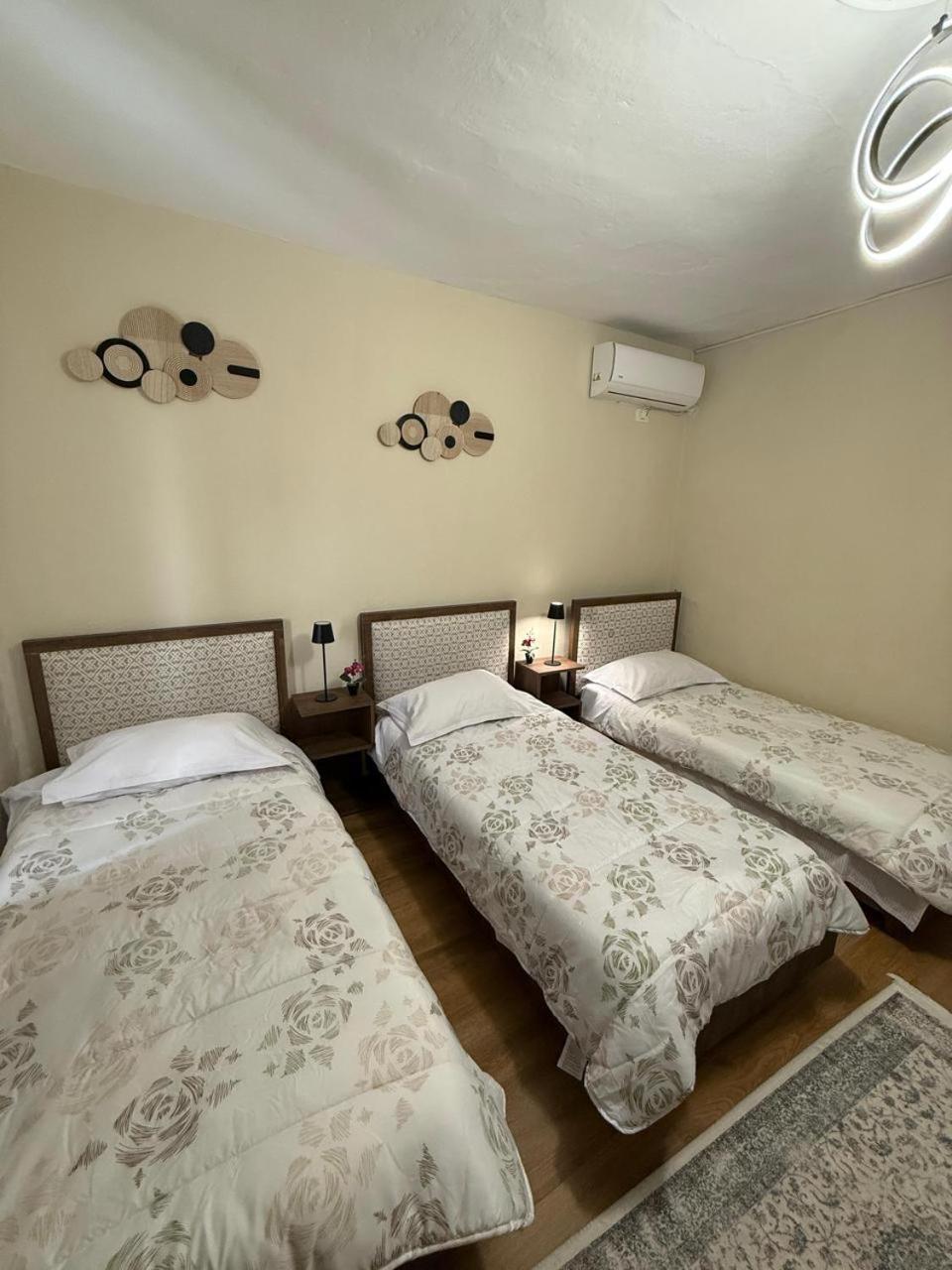 Shkodra Guest House 2 Exterior photo